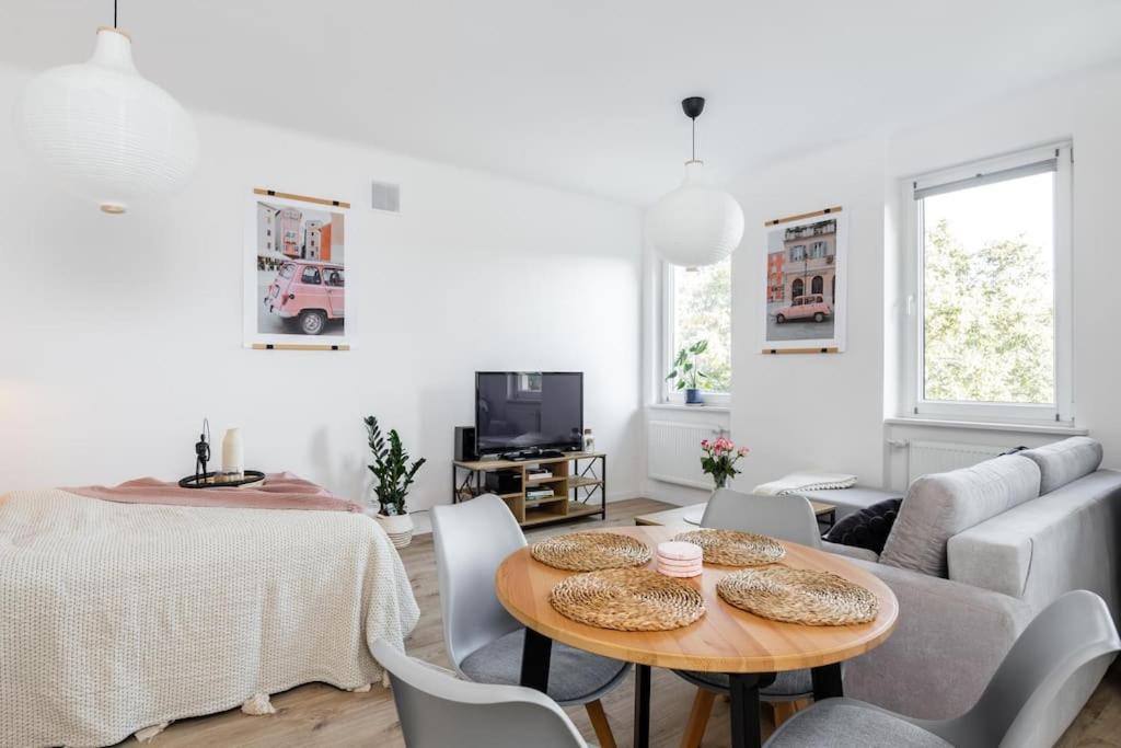 Appartement Ciche Studio, Blisko Metra Politechnika, Parking à Varsovie Extérieur photo
